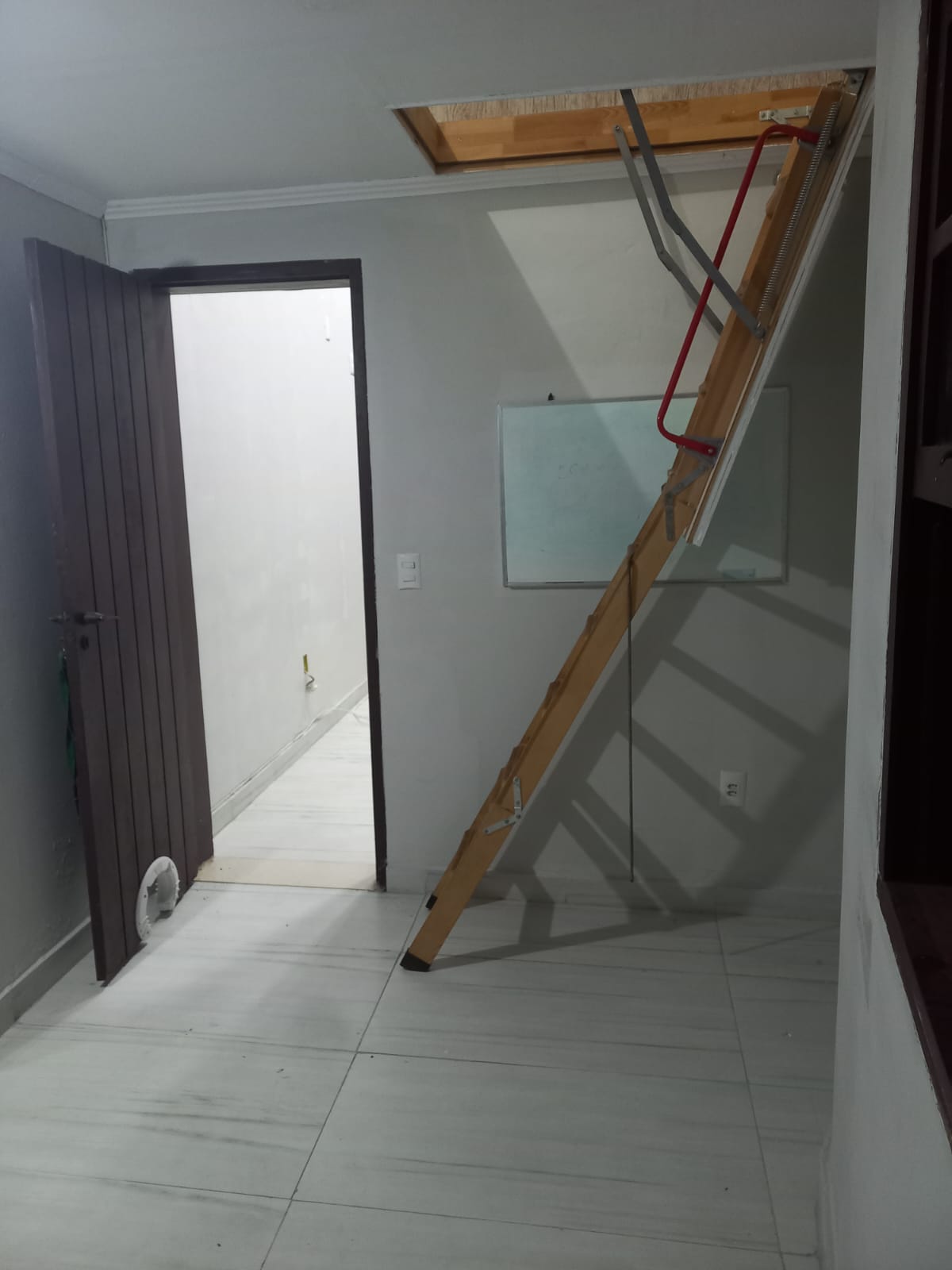 terreo suite secundaria d.jpeg