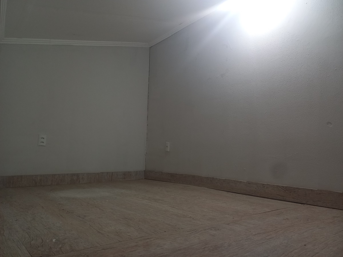 terreo suite secundária mesanino.jpg